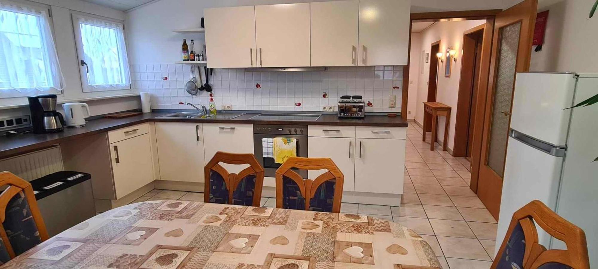Gemuetliche 120 Qm Ferienwohnung Mit Balkon Adelsdorf Exteriér fotografie
