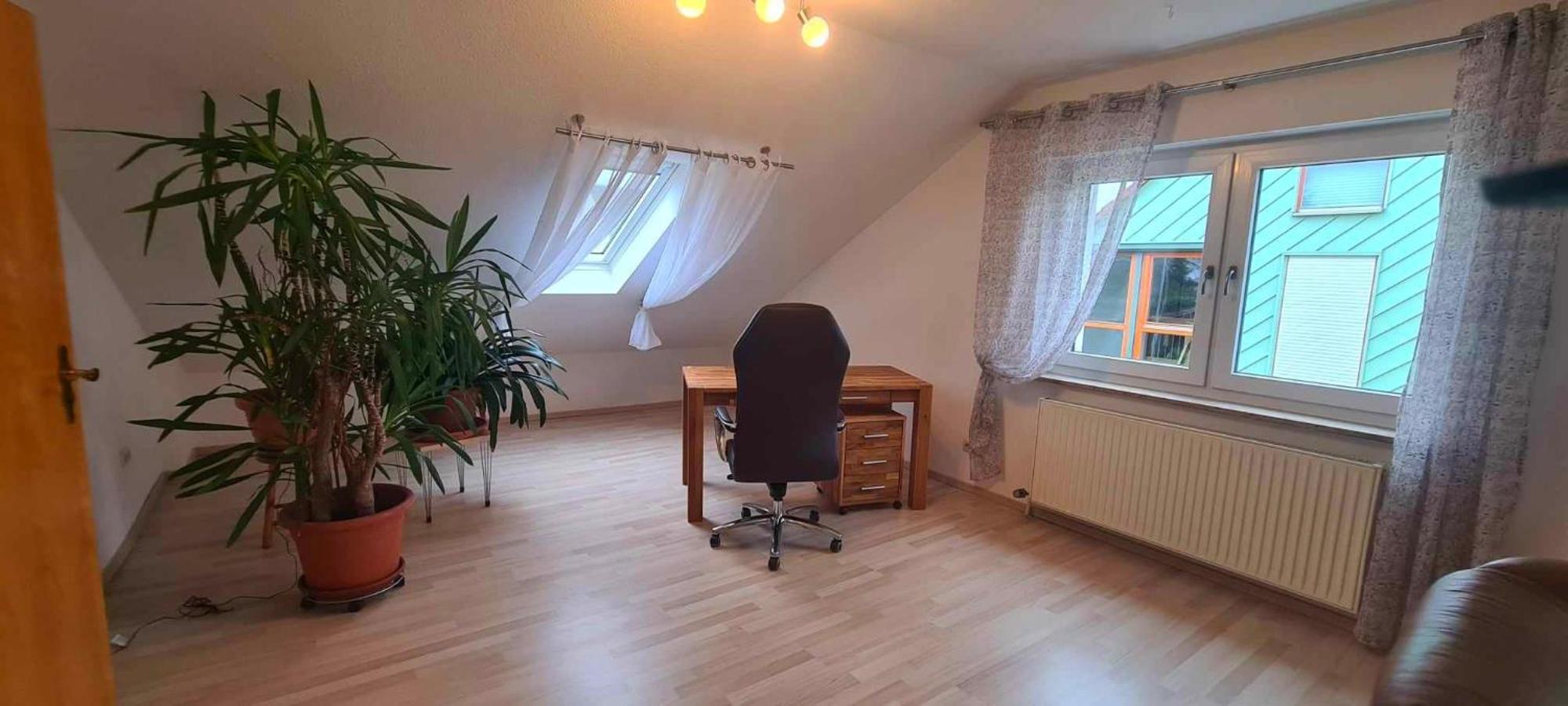 Gemuetliche 120 Qm Ferienwohnung Mit Balkon Adelsdorf Exteriér fotografie